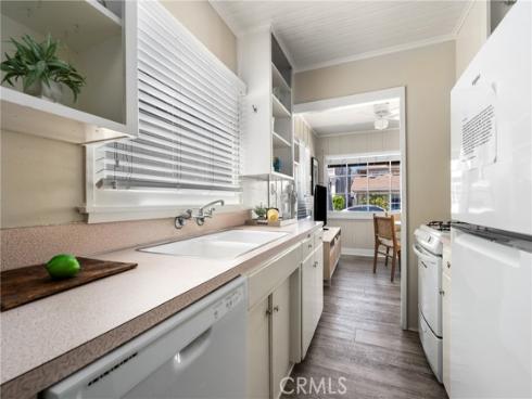 118  Emerald  , Newport Beach, CA