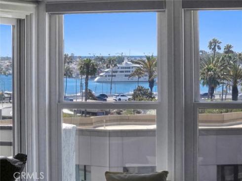 280 Cagney 211 Lane, Newport Beach, CA