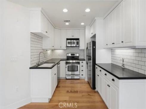 20402  Santa Ana  , Newport Beach, CA