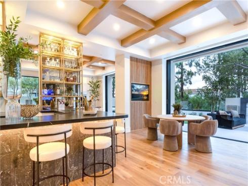 6  Pinehurst Ln  , Newport Beach, CA