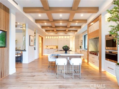 6  Pinehurst Ln  , Newport Beach, CA