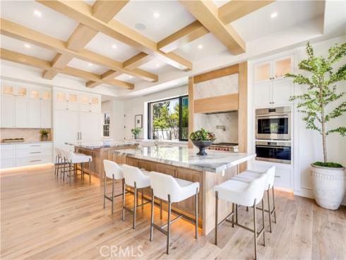 6  Pinehurst Ln  , Newport Beach, CA