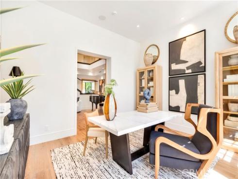 6  Pinehurst Ln  , Newport Beach, CA