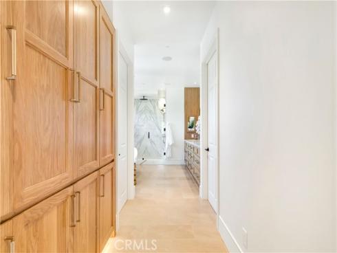 6  Pinehurst Ln  , Newport Beach, CA