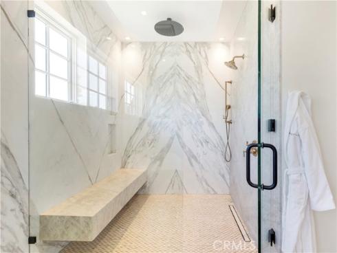 6  Pinehurst Ln  , Newport Beach, CA