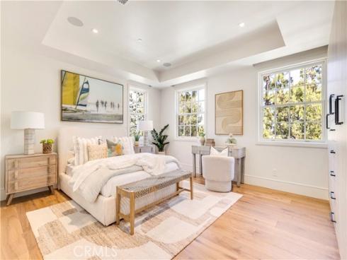 6  Pinehurst Ln  , Newport Beach, CA