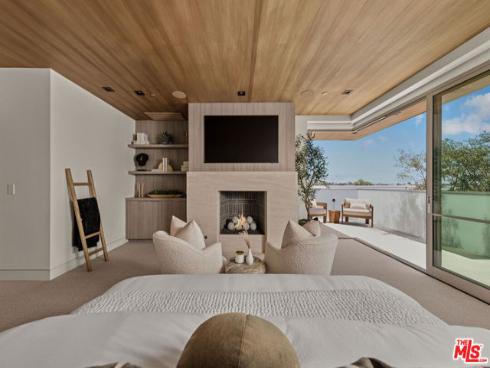 1399  Galaxy   Drive, Newport Beach, CA