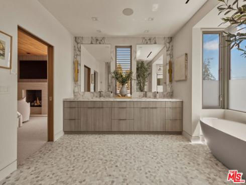 1399  Galaxy   Drive, Newport Beach, CA