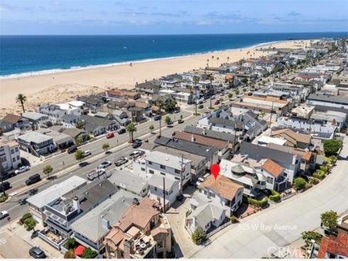 805 W Bay  , Newport Beach, CA