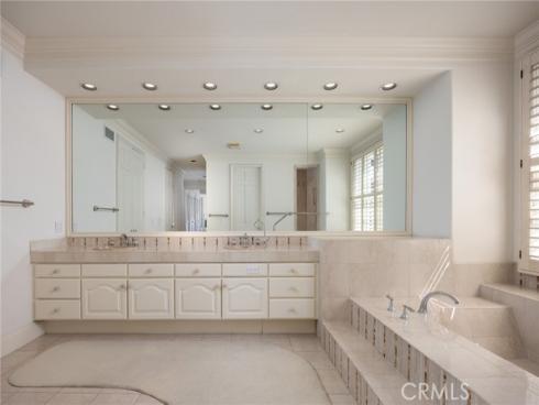 2 Chatham Court, Newport Beach, CA