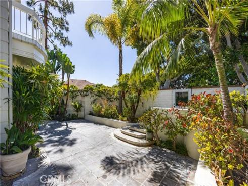 2  Chatham   Court, Newport Beach, CA