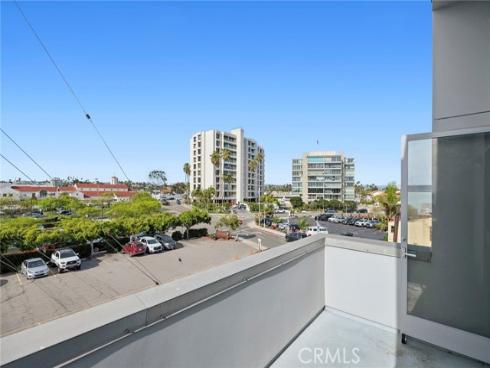 517  30th   Street, Newport Beach, CA