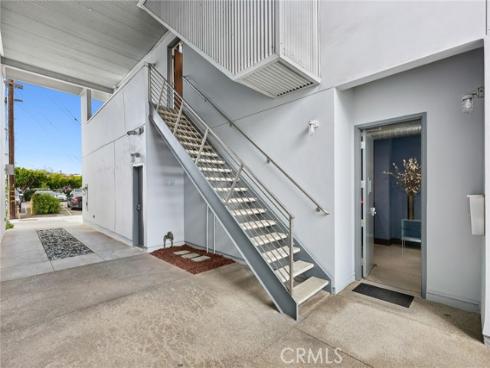 517  30th   Street, Newport Beach, CA