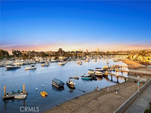 409  North Bayfront  , Newport Beach, CA