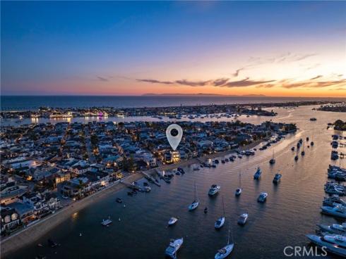 409  North Bayfront  , Newport Beach, CA