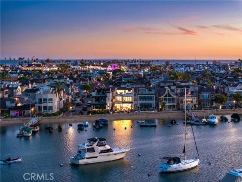 409 North Bayfront , Newport Beach, CA