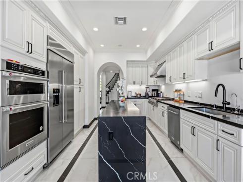 19  Belmont  , Newport Beach, CA