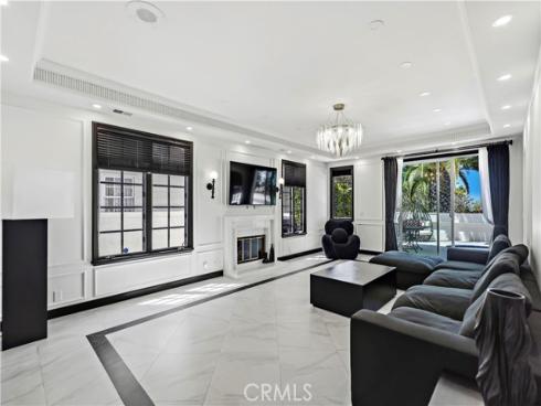 19  Belmont  , Newport Beach, CA