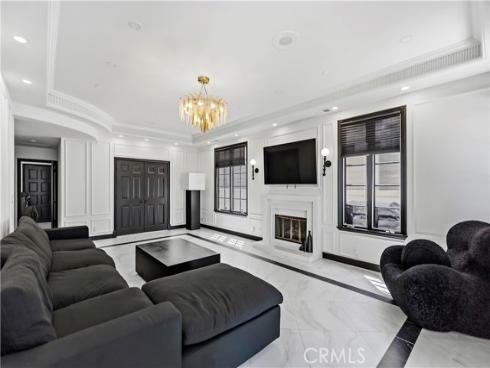 19  Belmont  , Newport Beach, CA