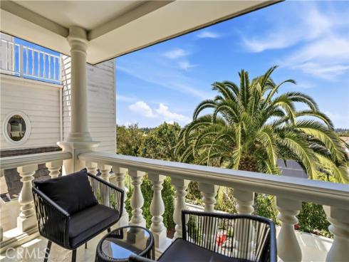 19  Belmont  , Newport Beach, CA