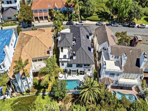 19  Belmont  , Newport Beach, CA