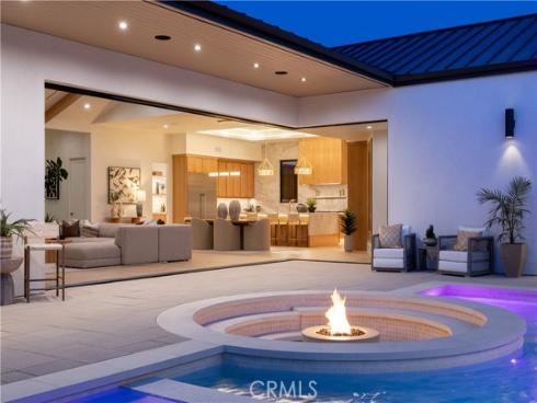 1453  Galaxy Dr  , Newport Beach, CA