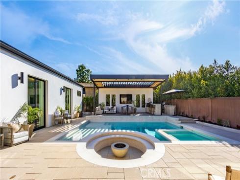 1453  Galaxy Dr  , Newport Beach, CA