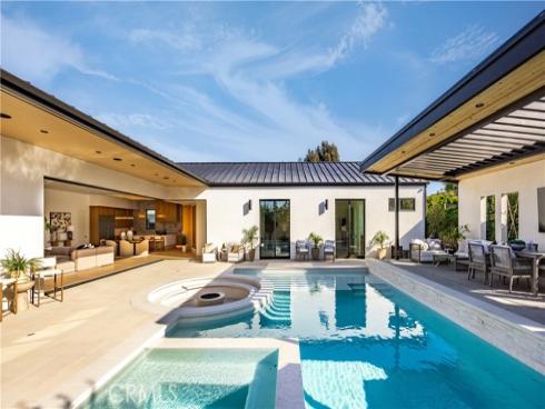 1453  Galaxy Dr  , Newport Beach, CA