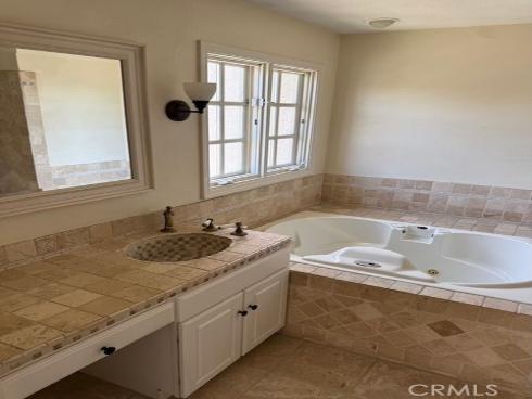 2602 Vista del Oro , Newport Beach, CA