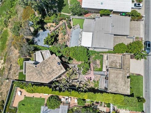 2209 Cliff Drive, Newport Beach, CA
