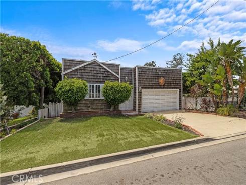 2209 Cliff Drive, Newport Beach, CA