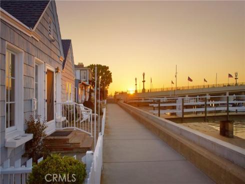 1407 N Bay Front , Newport Beach, CA