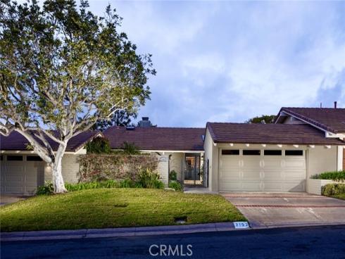 2102  Vista Entrada  , Newport Beach, CA
