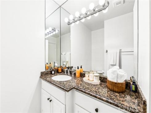 1228 Rutland Rd 5 , Newport Beach, CA