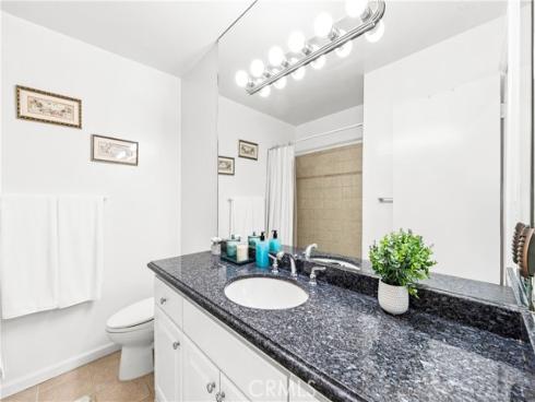 1228 Rutland Rd 5 , Newport Beach, CA