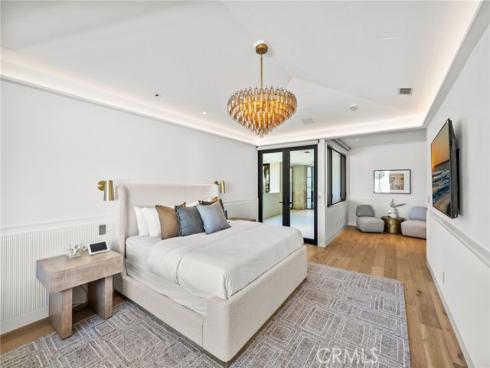 1075 Granville Drive, Newport Beach, CA