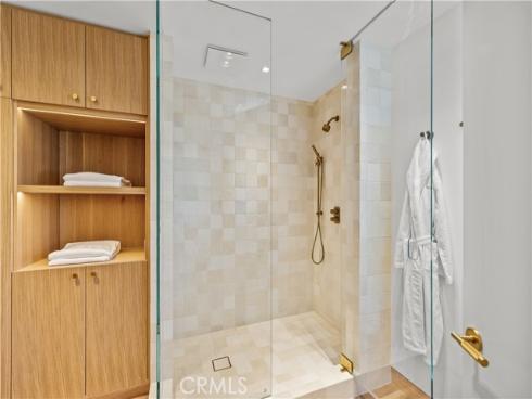 1075 Granville Drive, Newport Beach, CA