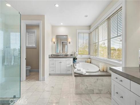4 Summer House Lane, Newport Beach, CA