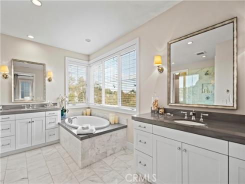 4 Summer House Lane, Newport Beach, CA