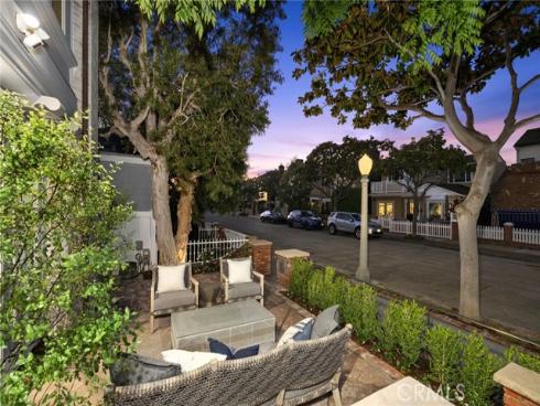 2117 Miramar Drive, Newport Beach, CA