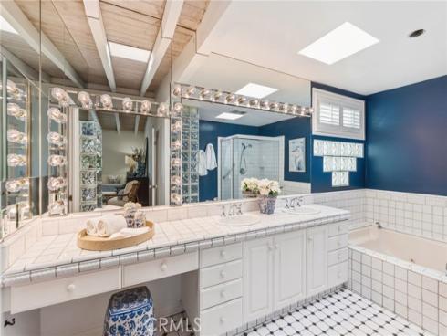 6910 W Oceanfront , Newport Beach, CA