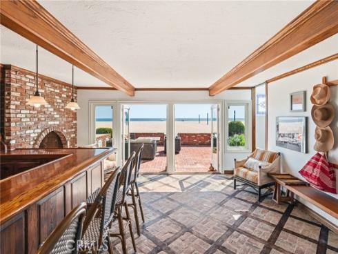 6910 W Oceanfront , Newport Beach, CA
