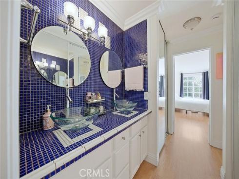 300 Cagney 206 , Newport Beach, CA
