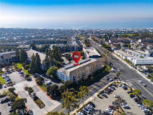 300  Cagney  206 , Newport Beach, CA