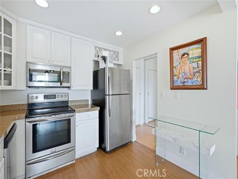 300 Cagney 206 , Newport Beach, CA