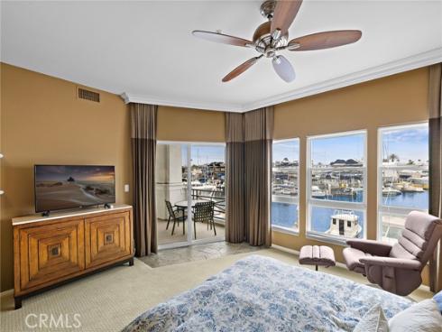 2600 Newport Boulevard 215
