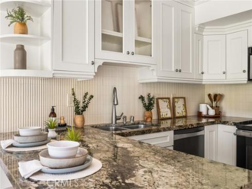 525 Vista Flora , Newport Beach, CA