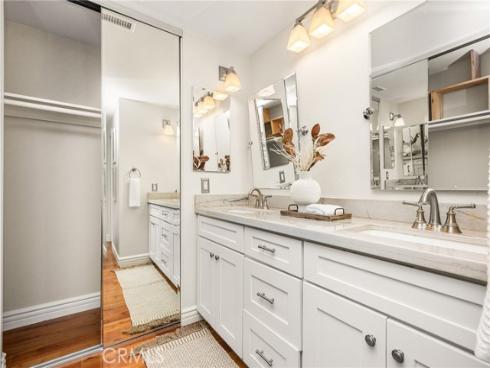 525 Vista Flora , Newport Beach, CA