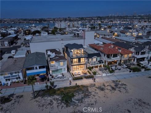306 E Oceanfront  , Newport Beach, CA
