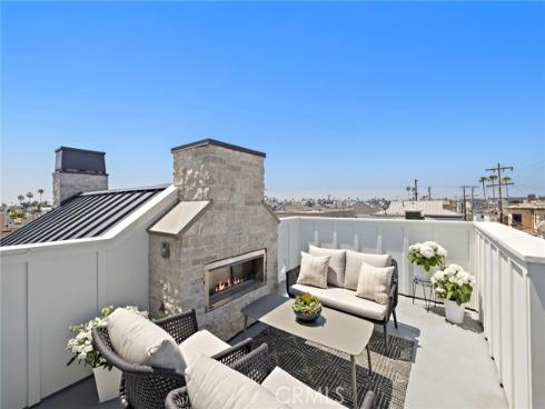 330 Onyx Avenue , Newport Beach, CA